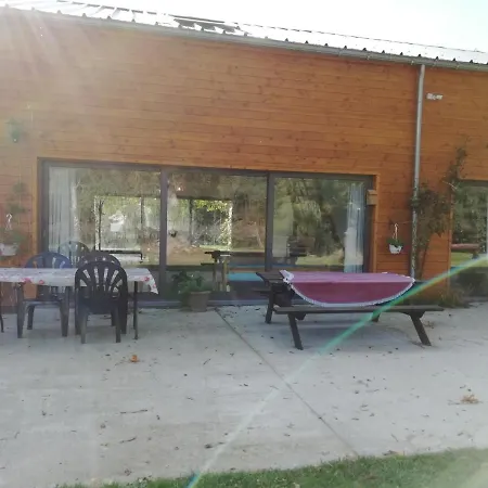 Neuf 150 M2 Devant Un Grand Prive De 2 Hectares Poissonneux Au Milieu Des Bois