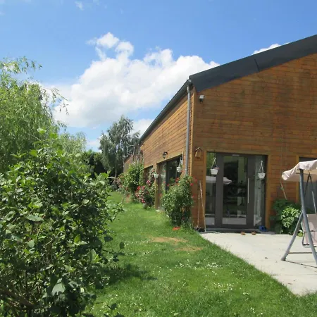 Neuf 150 M2 Devant Un Grand Prive De 2 Hectares Poissonneux Au Milieu Des Bois Holiday home