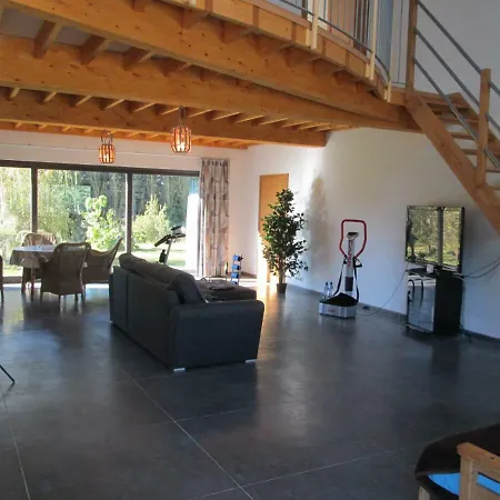 Neuf 150 M2 Devant Un Grand Privé De 2 Hectares Poissonneux Au Milieu Des Bois