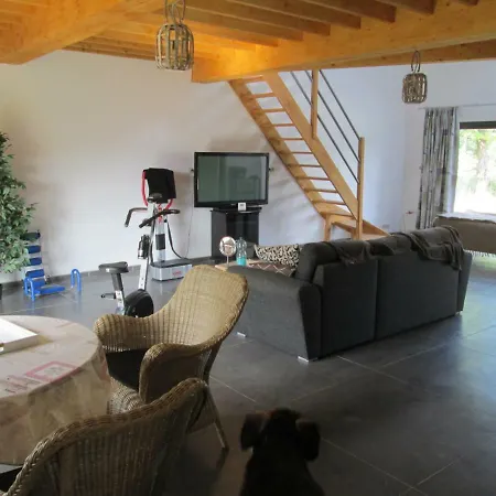 Neuf 150 M2 Devant Un Grand Privé De 2 Hectares Poissonneux Au Milieu Des Bois