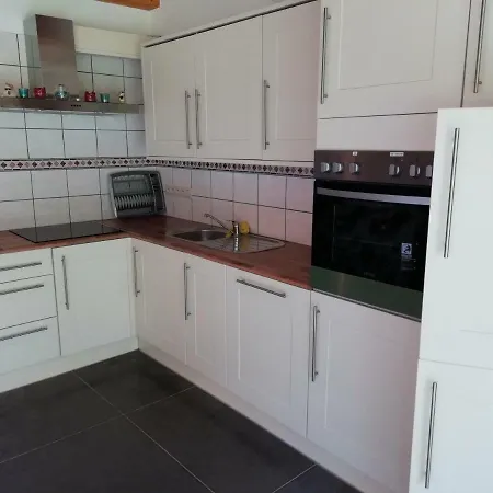 Holiday home Neuf 150 M2 Devant Un Grand Prive De 2 Hectares Poissonneux Au Milieu Des Bois